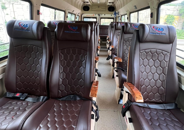 21 Seater Tempo Traveller